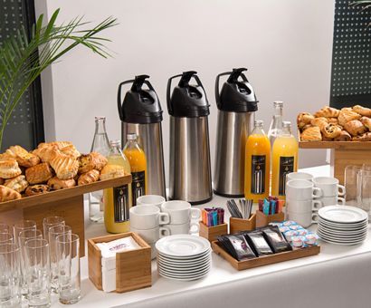 ¿Qué alimentos y bebidas no pueden faltar en un coffee break? 4