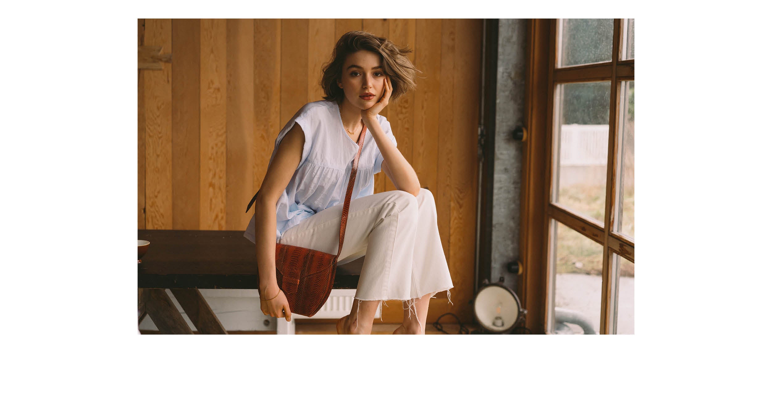 Women SS'19 blue shirt and Anthology bag Bellerose