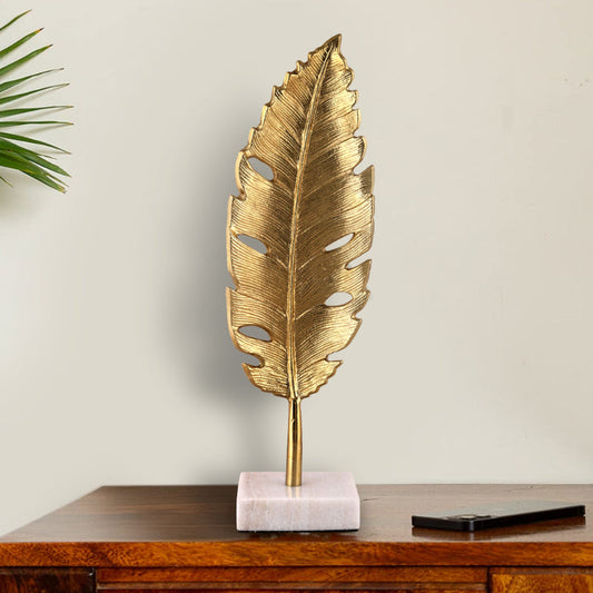 Golden Leaf Showpiece