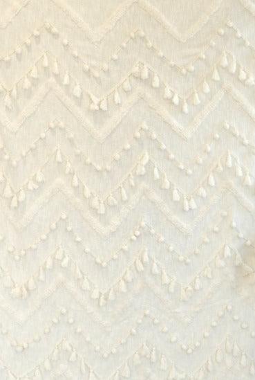 Classical Gypsy Patterned Tufted Throw