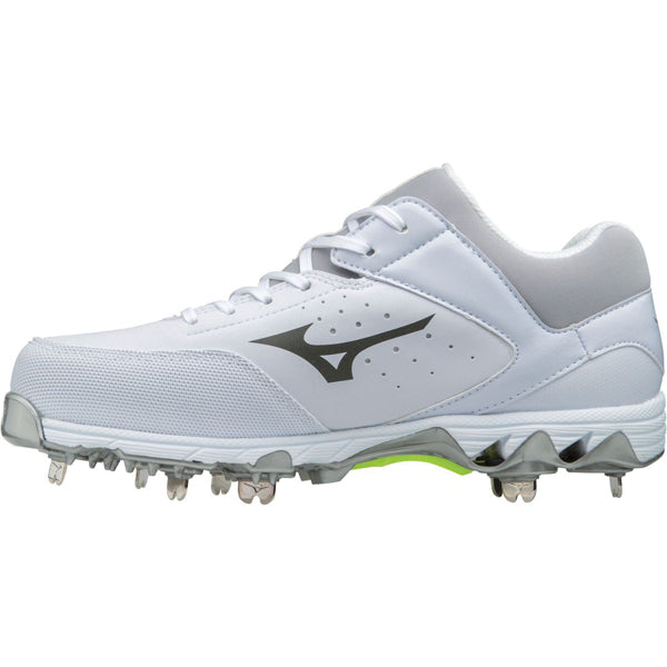 mizuno swift 5 softball cleats white