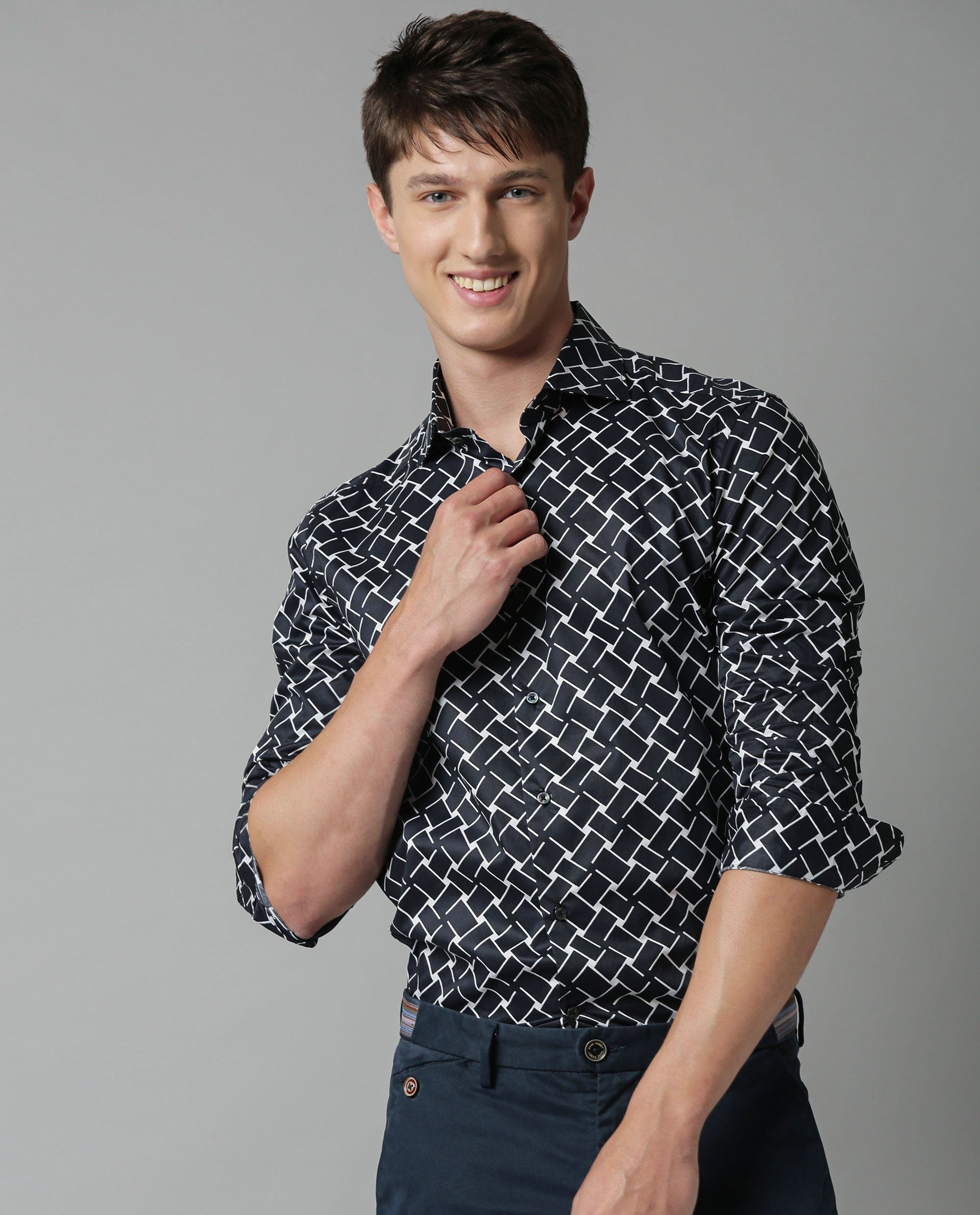 DISEY-PRINTED SHIRT-BLACK SHIRT RARE RABBIT