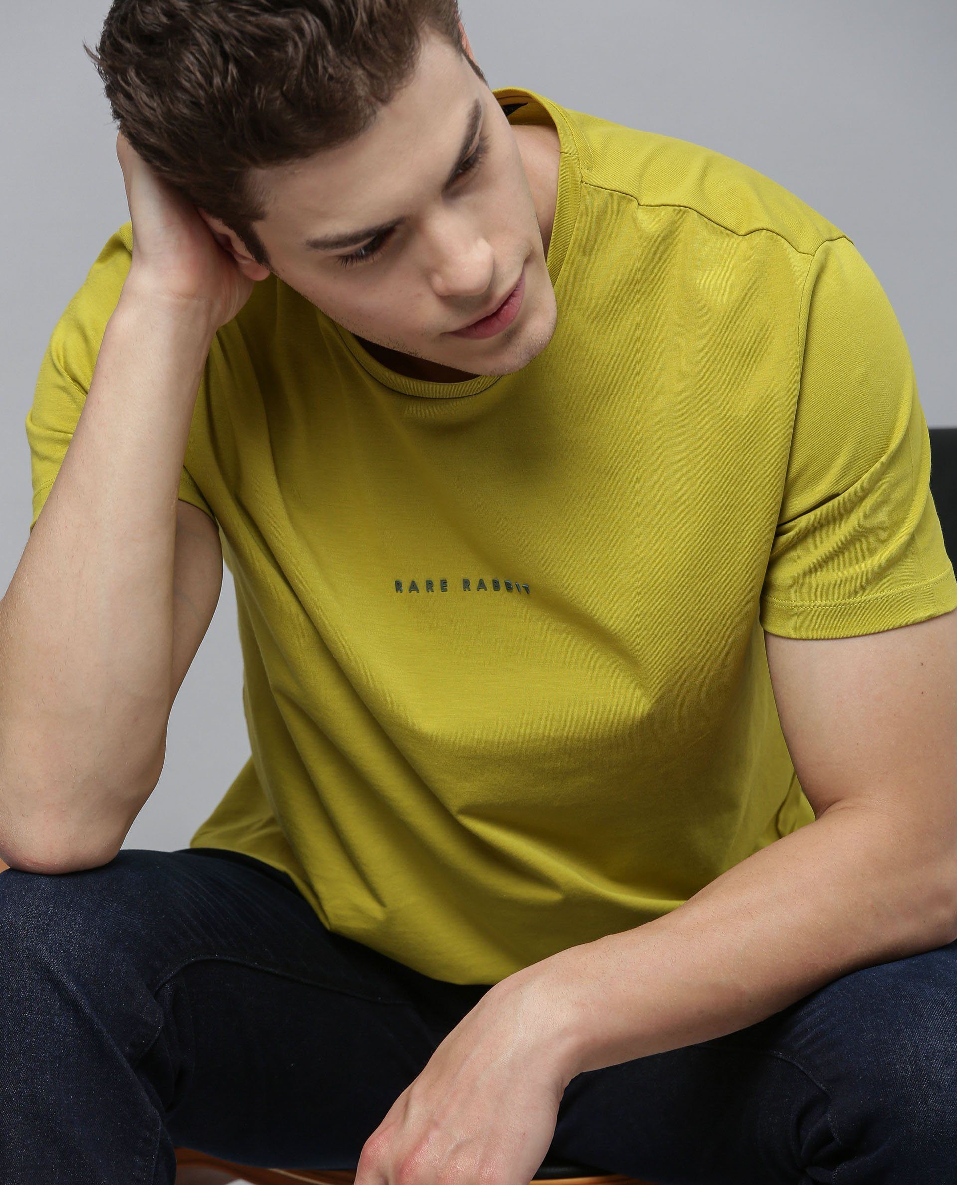 RABBIT-4- MENS T-SHIRT - LIME GREEN