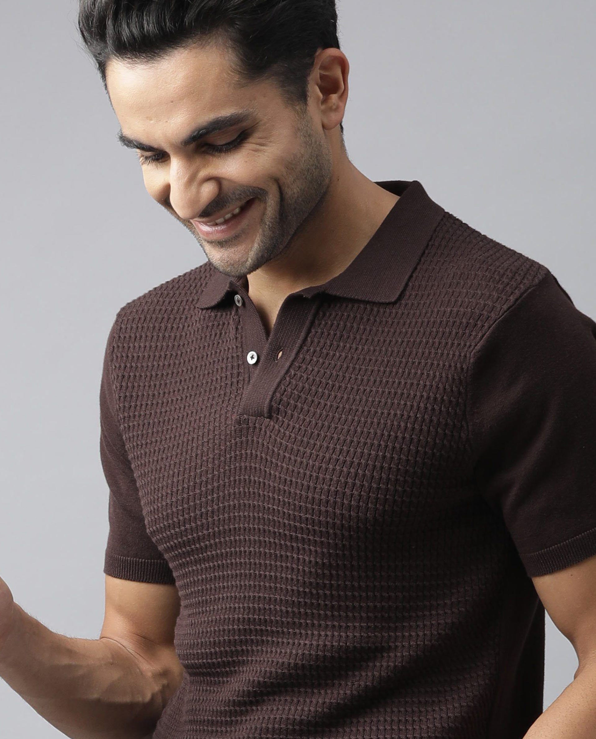 NOVVA- TEXTURED MENS POLO - BROWN