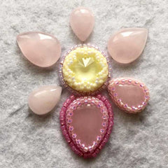 cabochons