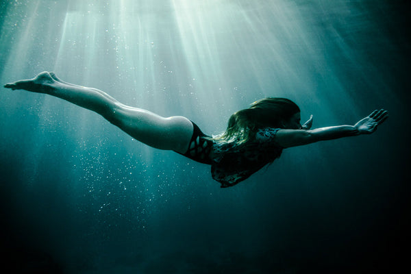 Underwater image of Manakai Swimwear Model in Kavakava One-piece