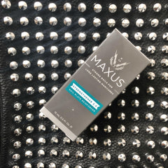 Maxus Nails Non toxic strengthener for weak, damaged nails. 