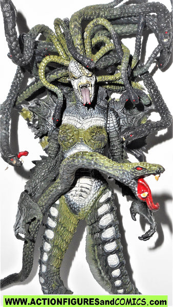 spawn medusa figure