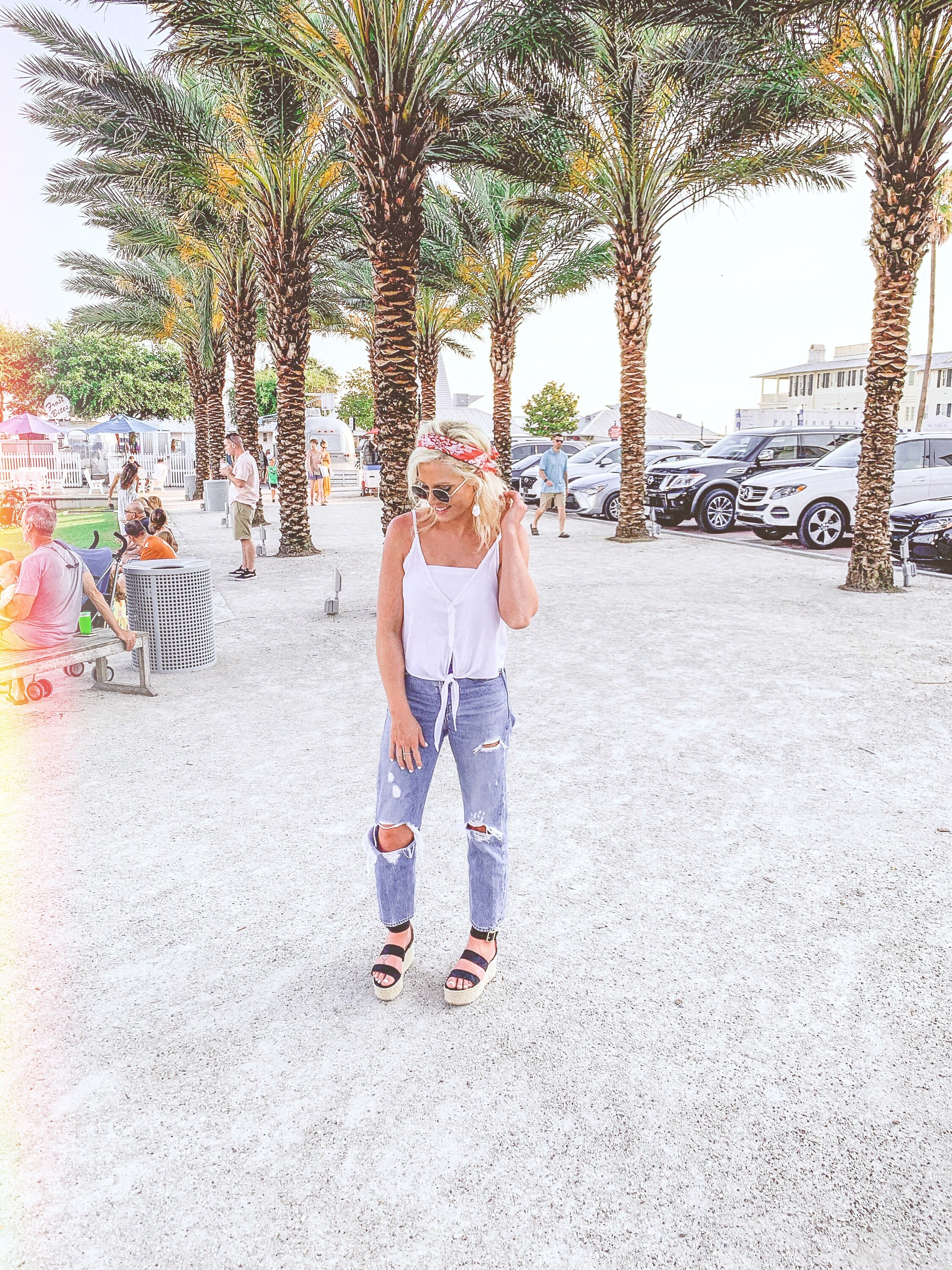 Seaside, Florida vacation outfit ideas at Eccentrics Boutique - how to dress for a beach vacation