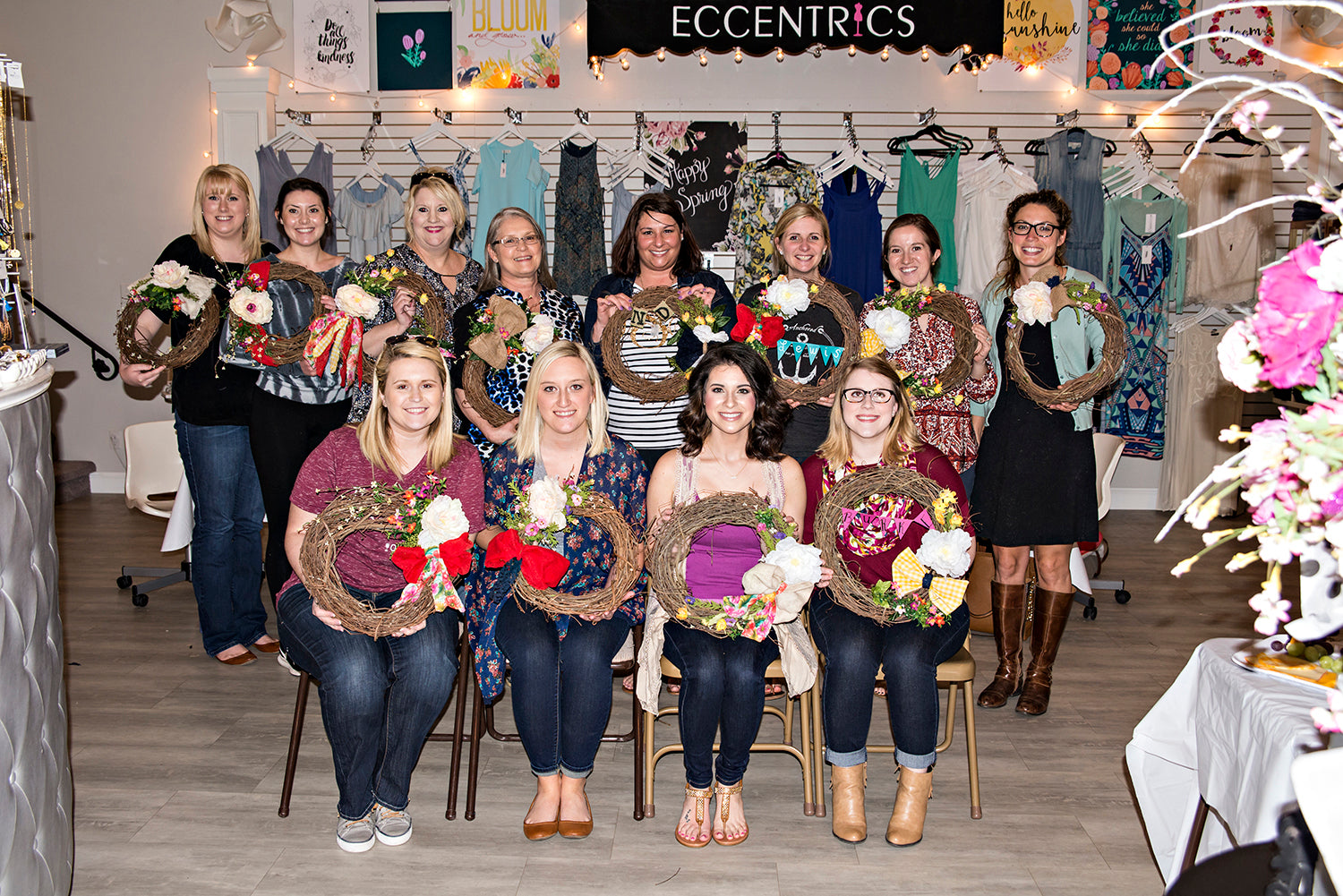 DIY Thursdays projects at Eccentrics Boutique. DIY Spring Wreath