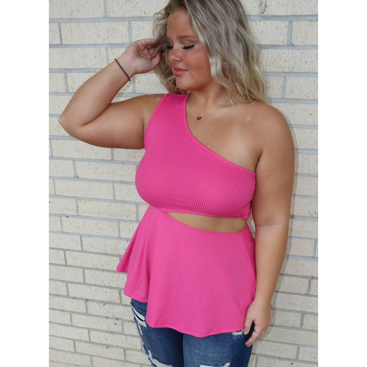 Lilian Pink Side Cut Summer top