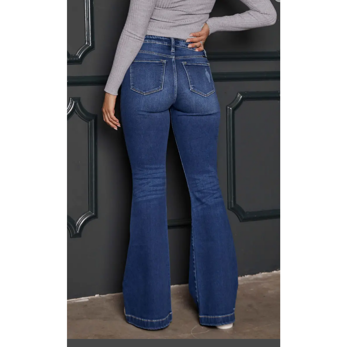 Kancan High-Rise Show your Curves Flare Jean