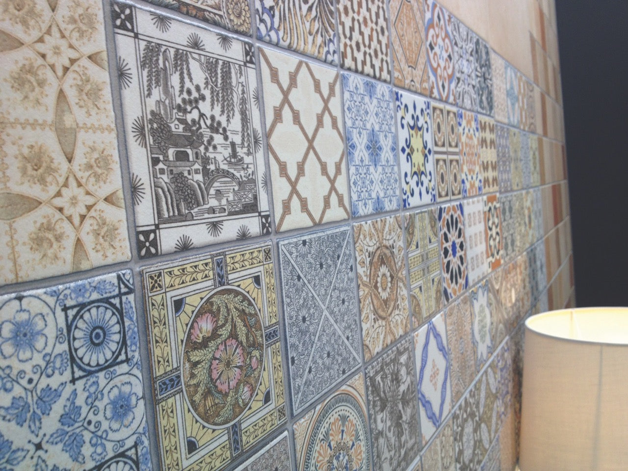 Vintage Style Pattern Wall Tiles that can be used as kitchen splash back tiles