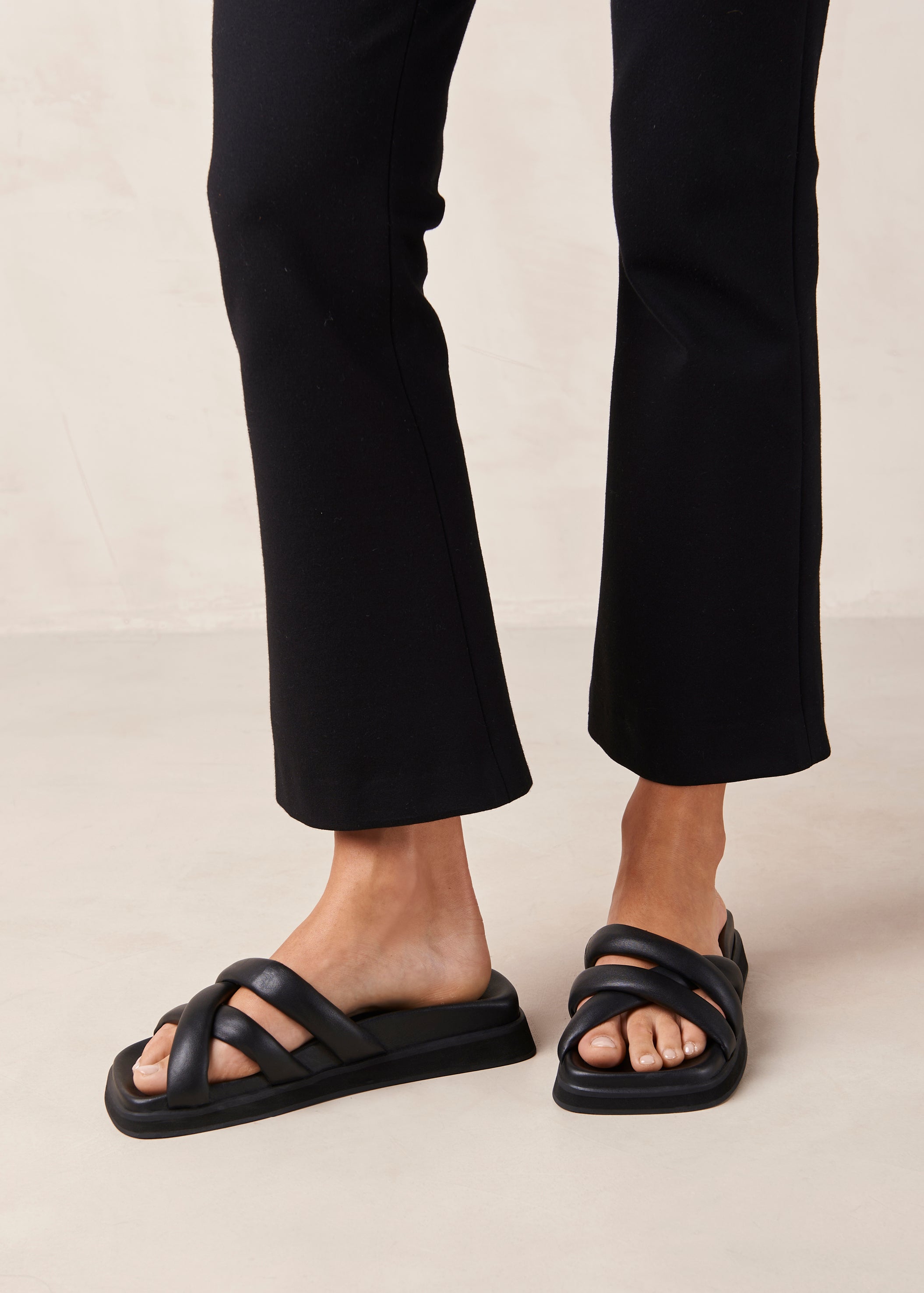 Slip Cross - Black Sandals | ALOHAS