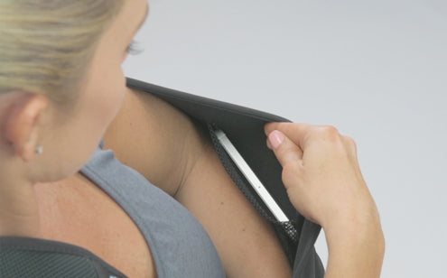 Arm sling with interior pockets