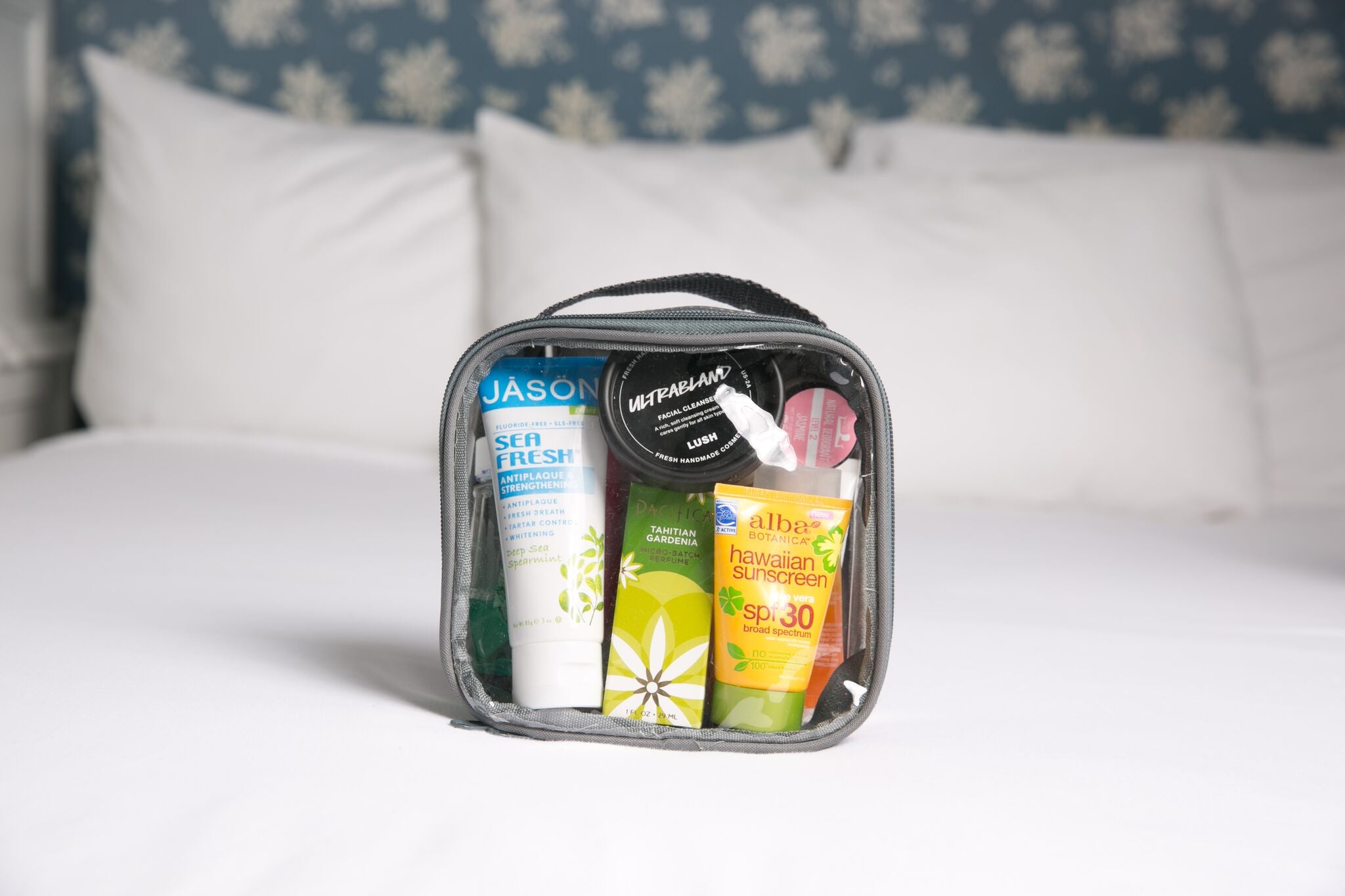 Toiletries for tropical vacation packing list