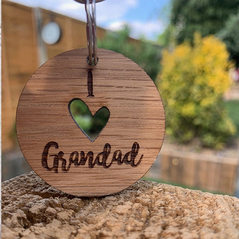 Keyring Round with Cutout - I (heart) Grandad 9064