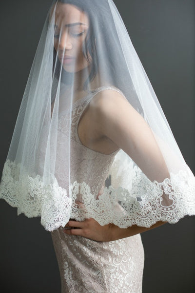 vintage style mantilla veil with blusher elbow length