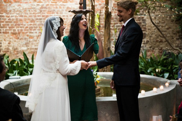 french quarter wedding in new orleans courtyard wedding