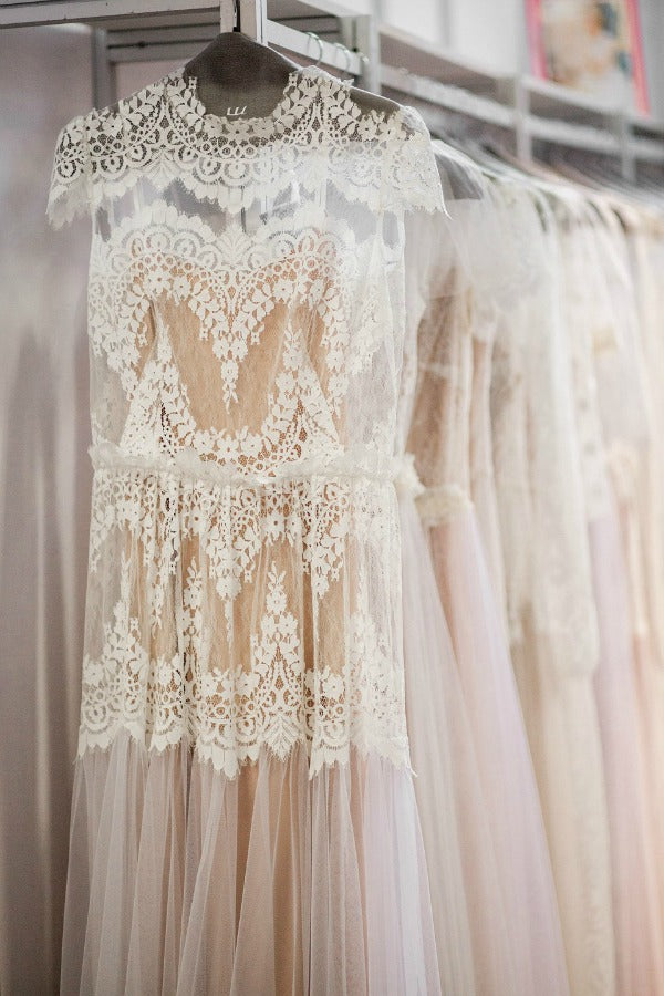 vintage ivory lace dress for summer wedding