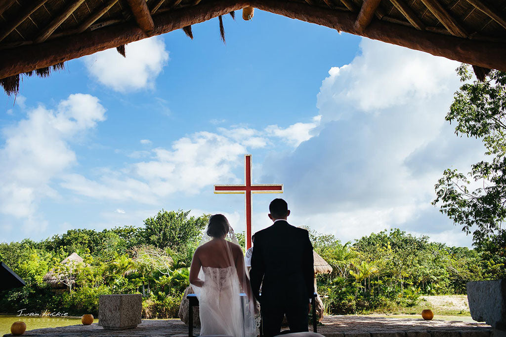 catholic wedding in cancun mexico destination wedding