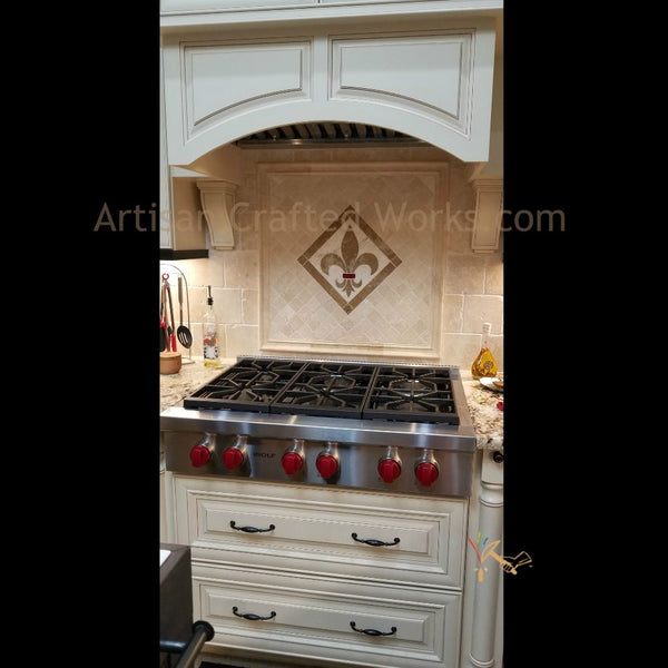 Travertine_Fleur_de_Lis_Backsplash_with_Red_Glass_Accent