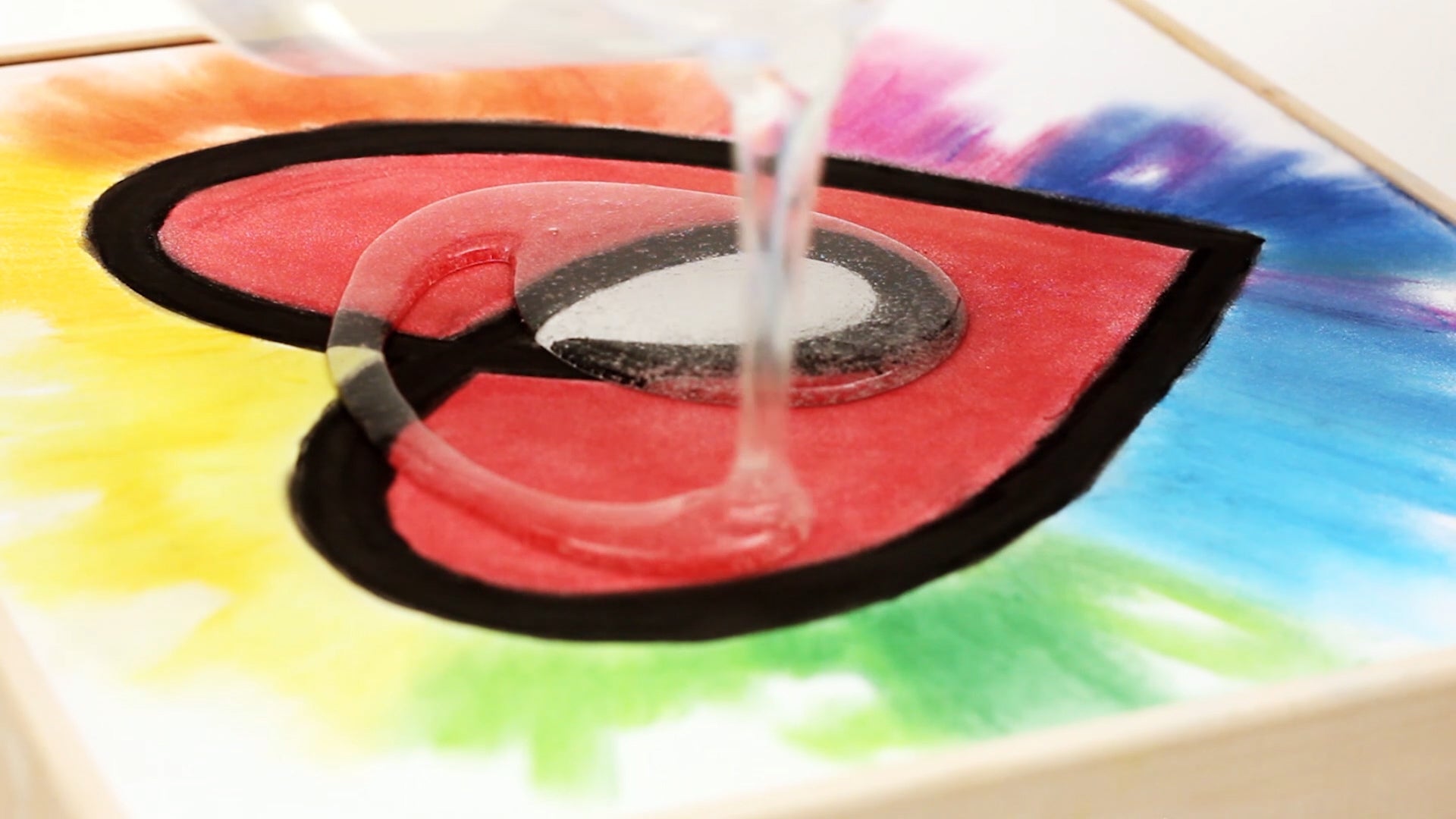 Resin Chalk Pastel - Pour the ArtResin onto the centre of your piece