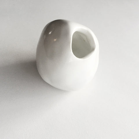 PURE VASE 001