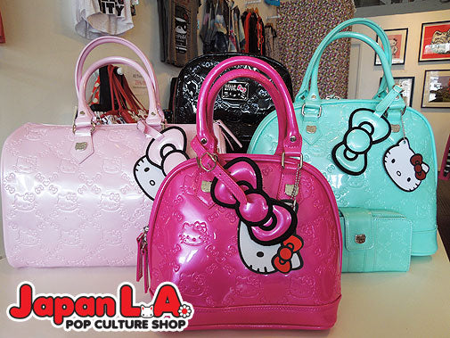 Sanrio Hello Kitty Loungefly 2011 Pink Embossed Retired Purse - Bags and  Purses - Kei Market: Buy and Sell Japanese Fashion, Harajuku Street Fashion