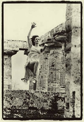 Edward Steichen -Therese Duncan -The Parthenon, 1921