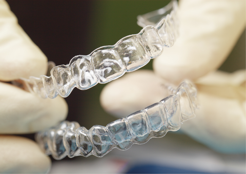 Retainer care | Manchester Orthodontics