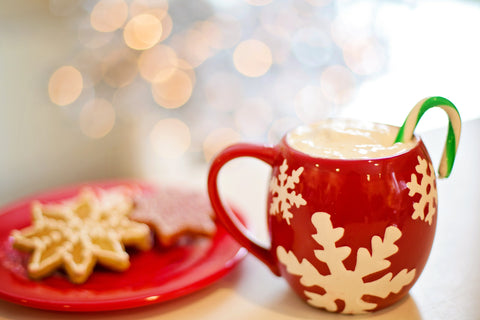 Hot chocolate and cookies 