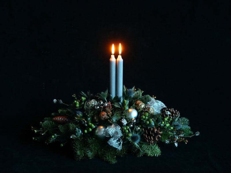 nordic christmas table flower arrangement