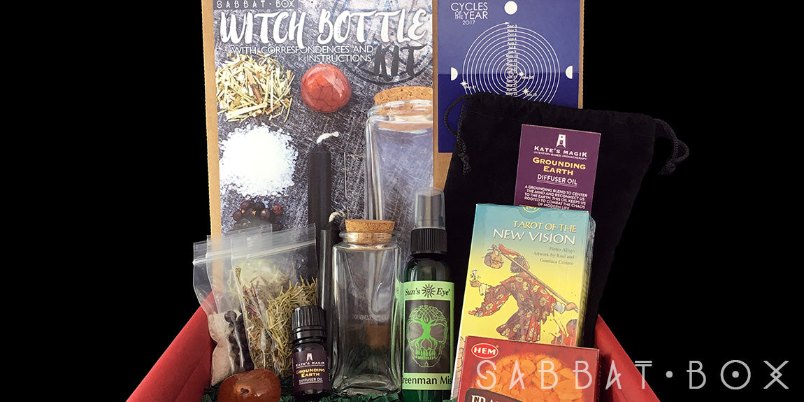 Discover the 2016 Yule Sabbat Box - manifesting Midwinter Magick