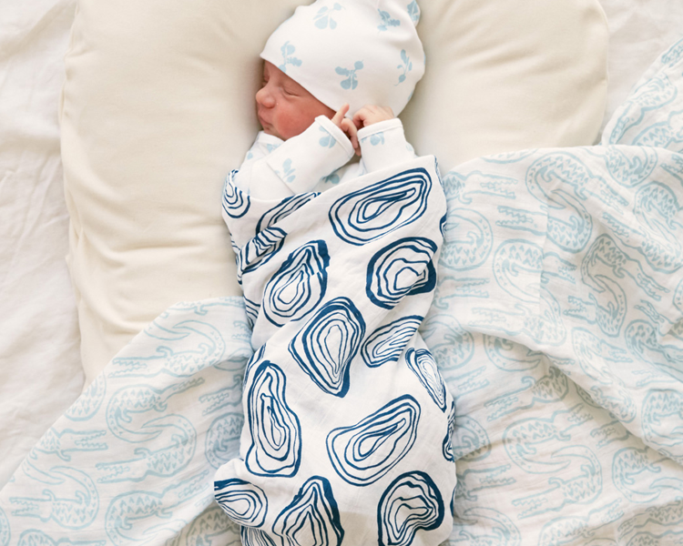 Swaddles are the best and most versatile baby gift. Made from 100% organic cotton muslin.