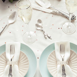 <p>I'M BUYING A GIFT FOR A SPECIAL OCCASION & I'D LIKE SOME EXPERT GUIDANCE!</p>
<p>Come forth and let us help you create the perfect cutlery commission</p>