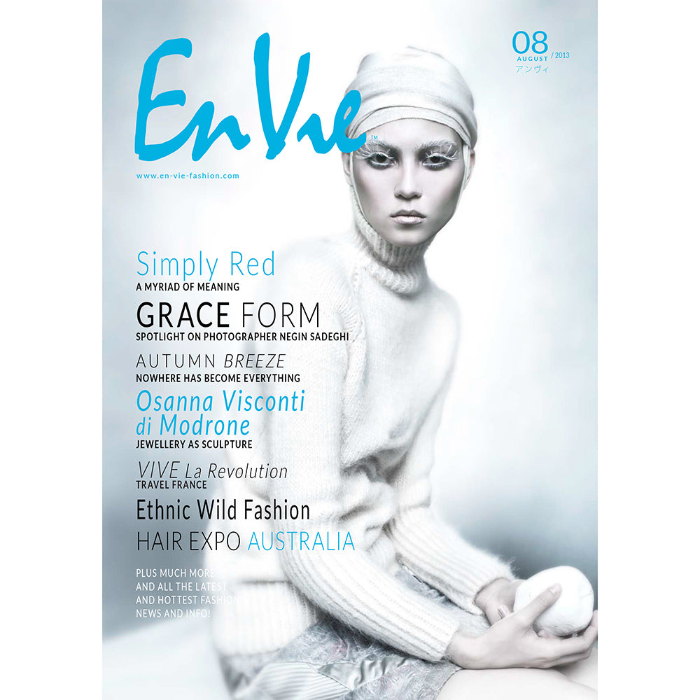En Vie Magazine August 2013 Issue