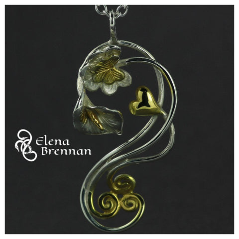 Éireann Pendant with 14ct gold symbols from the Mise Éire collection.