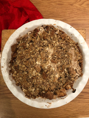 Baked rhubarb and apple crumble 