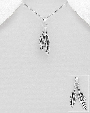 Detailed Double Feather Necklace