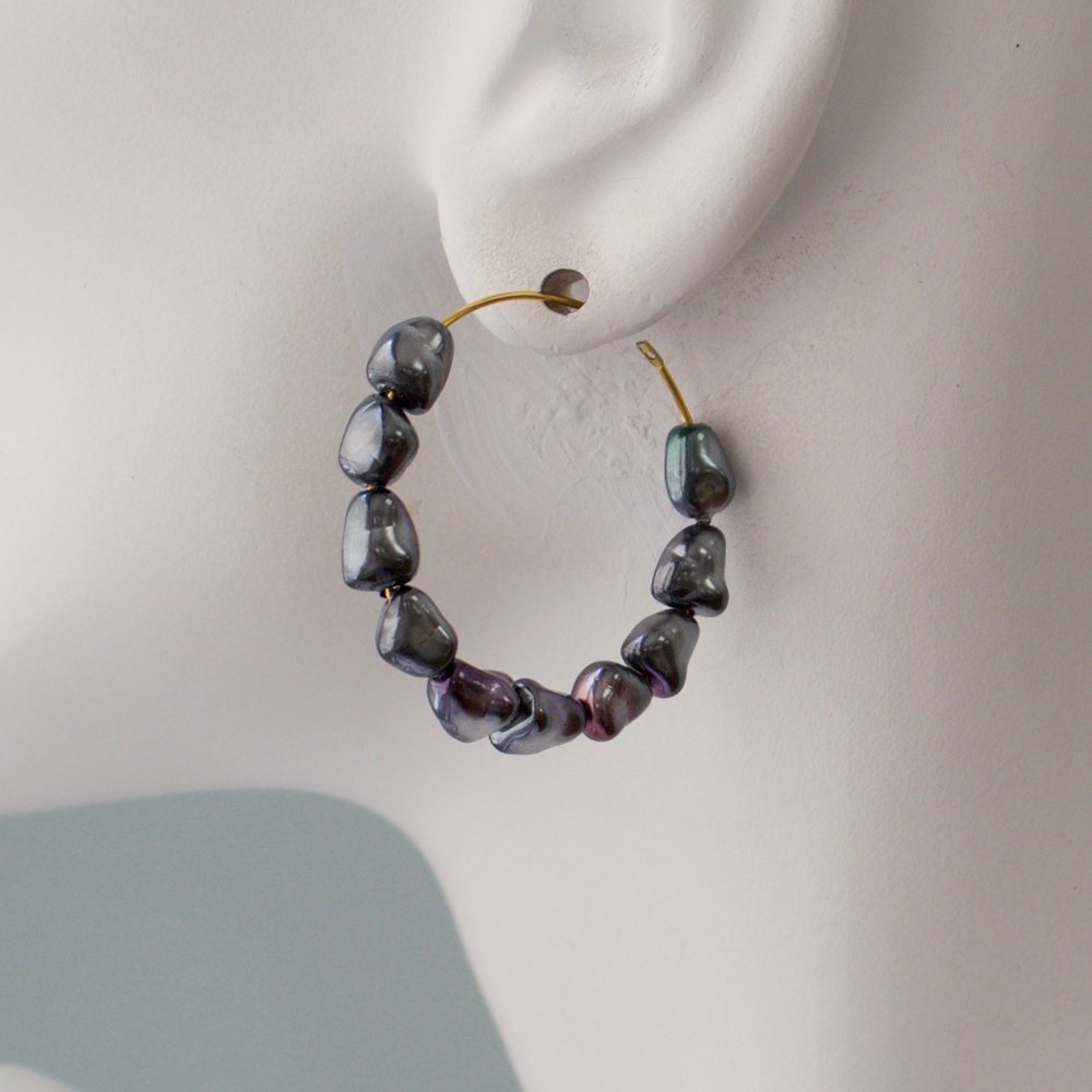 Baroque Pearl Hoop - Grey