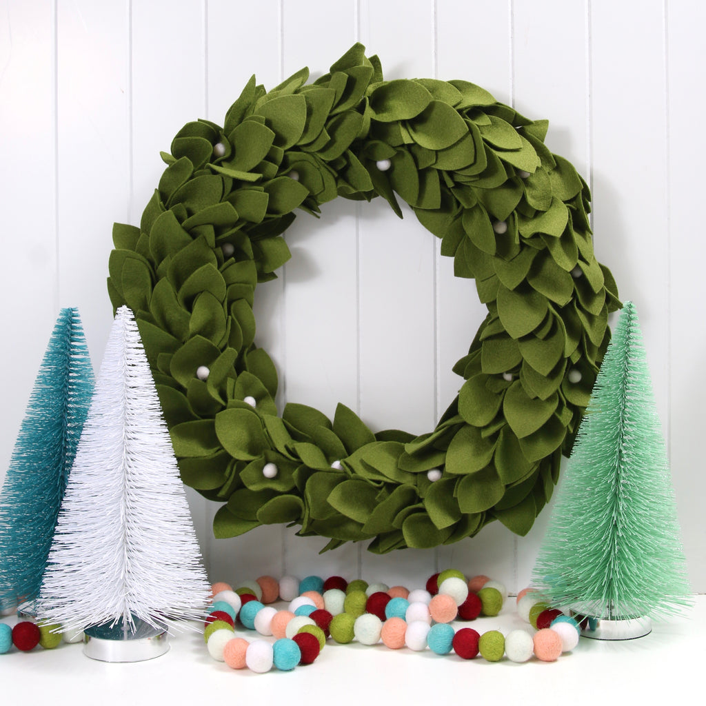 Felt DIY Greenery Wreath 