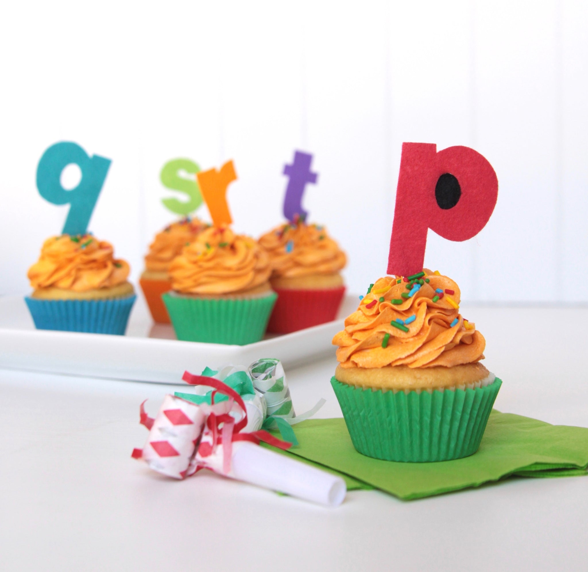 letter cupcake toppers