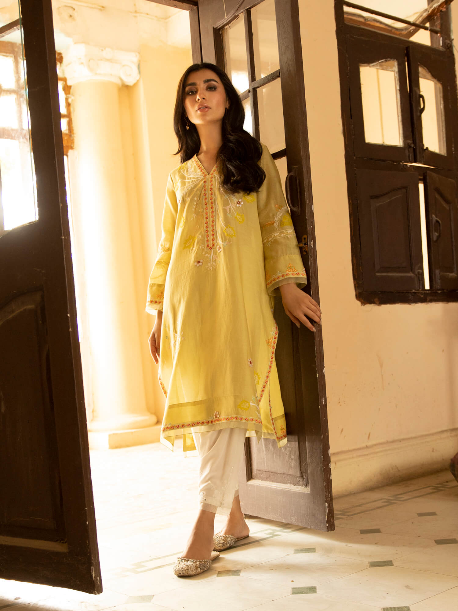 ALISHA KURTI | MISHA LAKHANI