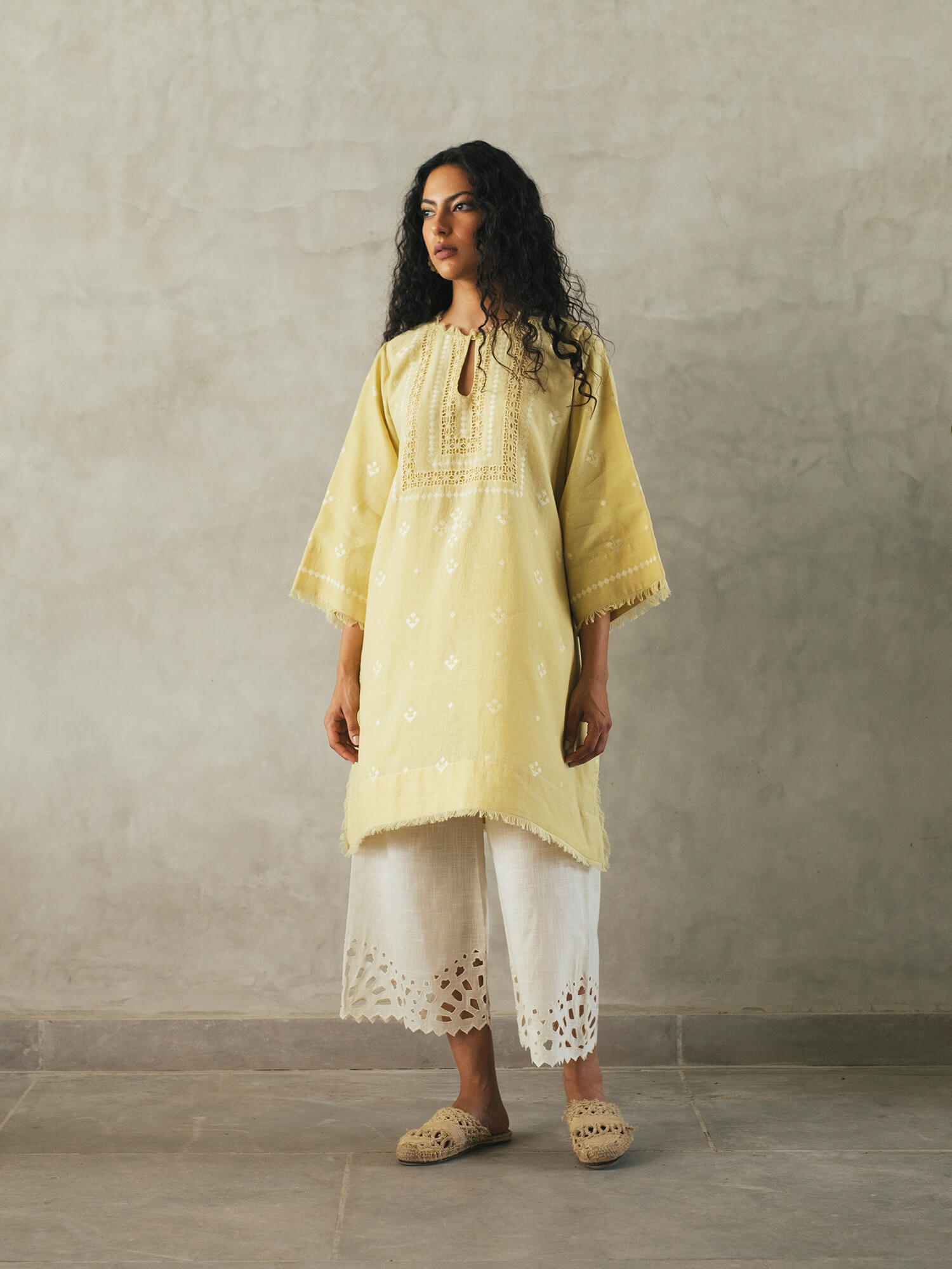 RANIA KURTI