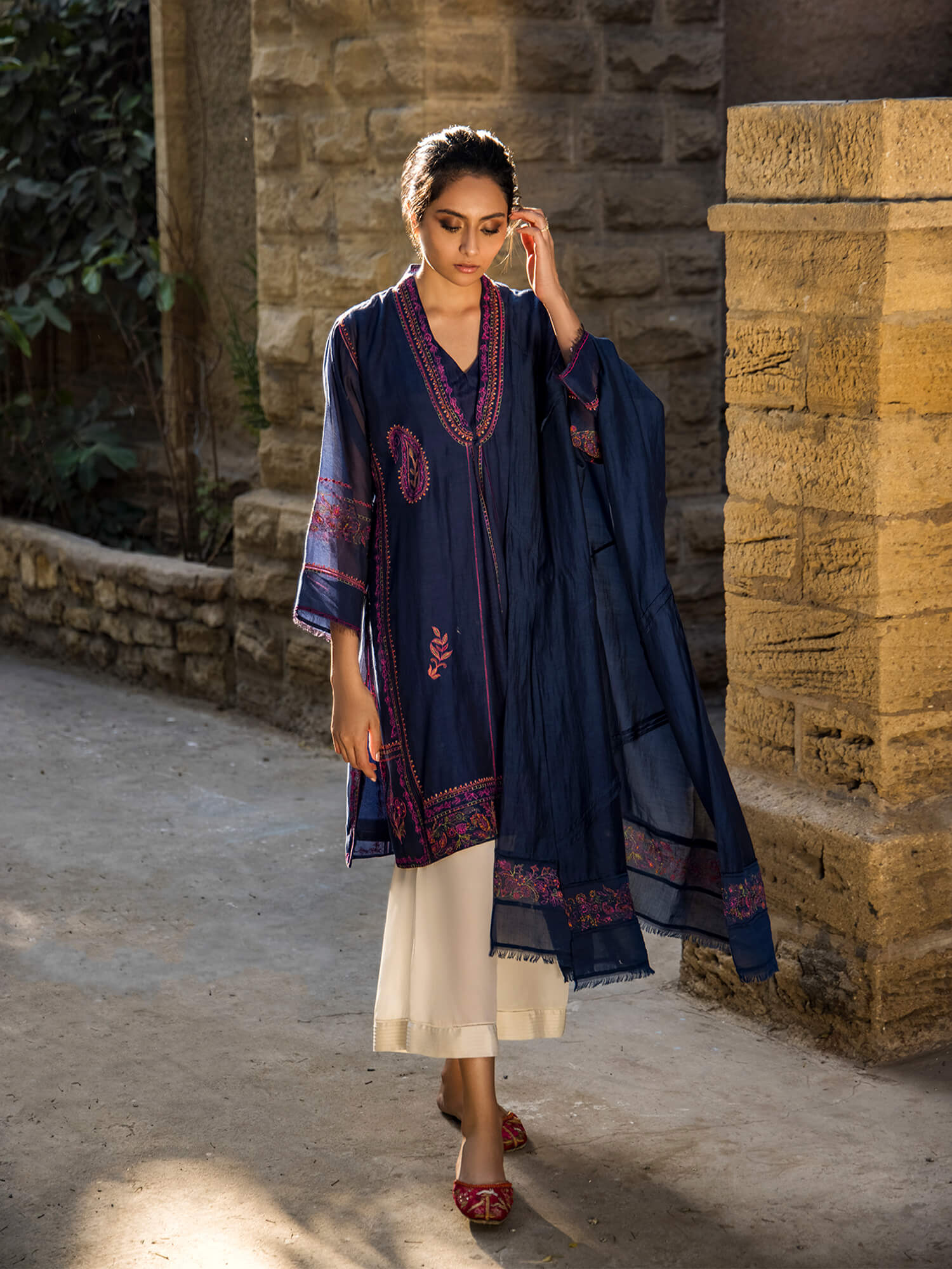 SANAM KURTI - Misha Lakhani