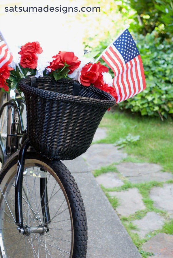 DIY Fourth of July Bike Flair. Add these easy and festive touches for a neighborhood bike ride this July 4th! #fourthofjuly #july4th #celebrate #bikeride #kids #summer #summerfun #summerparty #tassels #fireworks