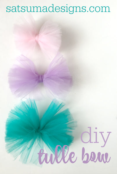 Try my DIY tulle bow tutorial for an easy accessory, gift topper, party favor and more. This easy to make craft is great for kids too! #tulle #tullebow #bows #diy #crafts #partyfavors #satsumadesigns #dancemom