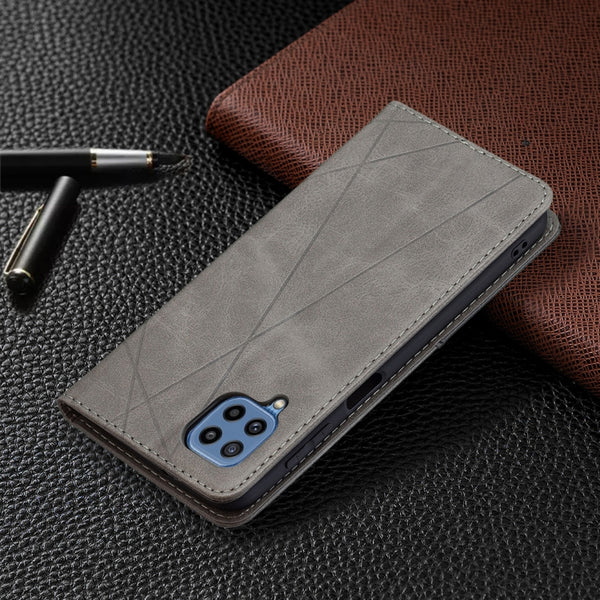 For Samsung Galaxy M32 Rhombus Texture Horizontal Flip Magnetic Leather Case with Holder & ...(Grey)