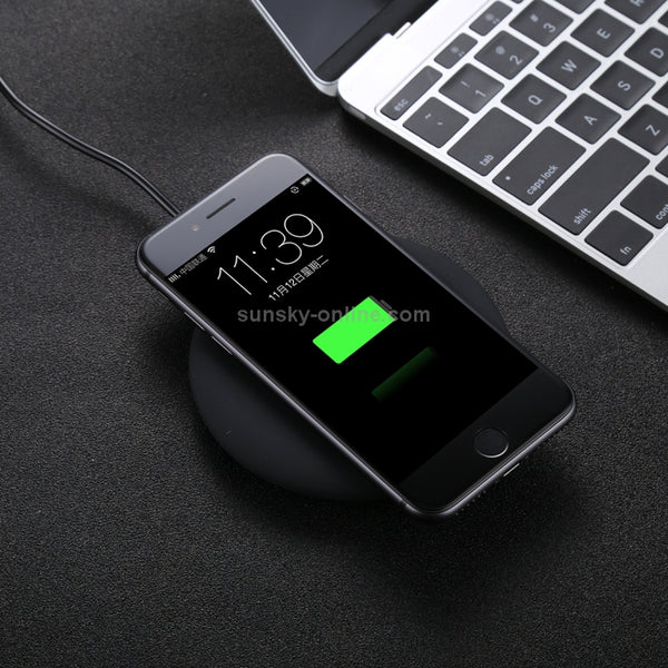 9V 1A 5V 1A Universal Round Shape Qi Standard Fast Wireless Charger(Black)